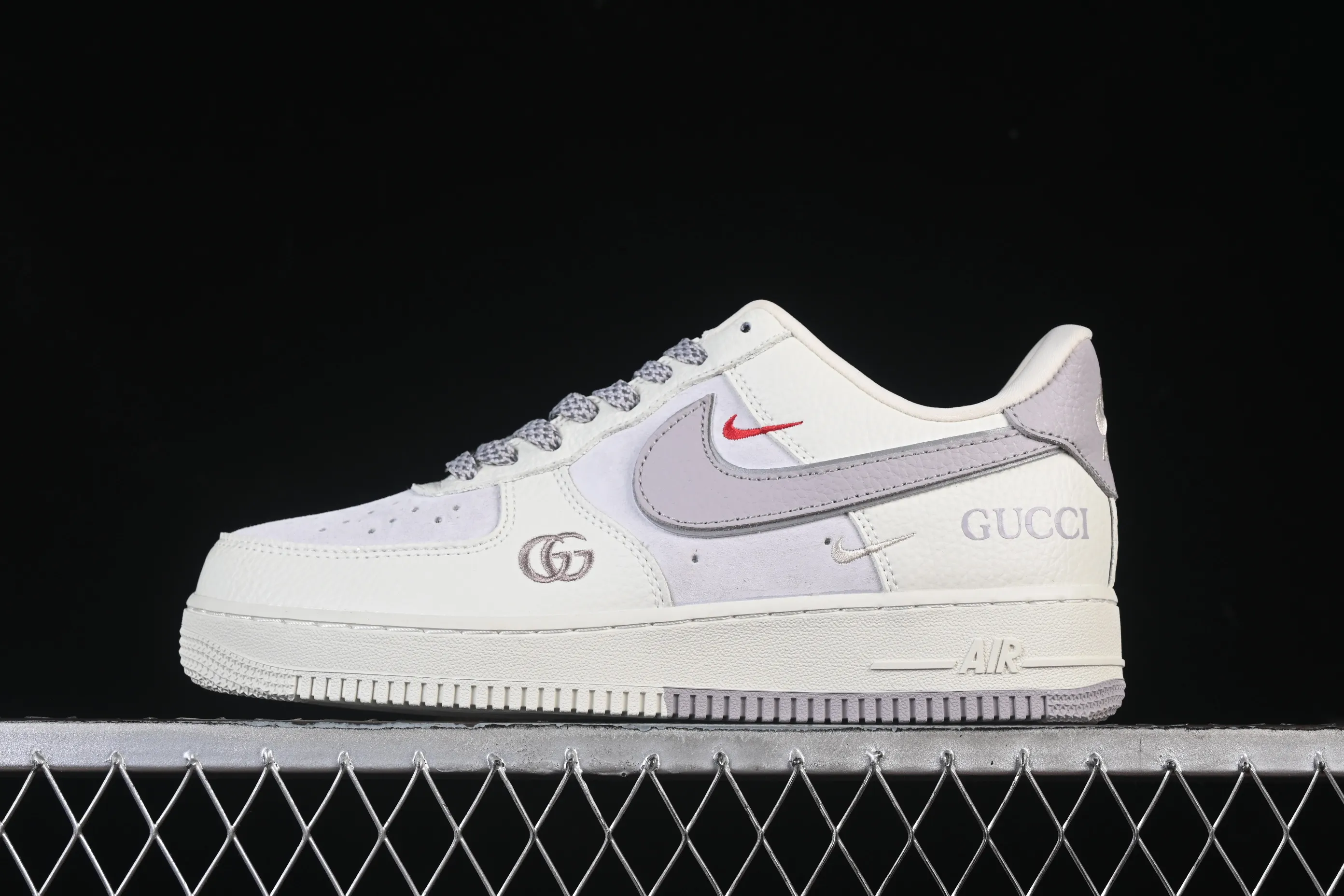 All categories Nk Air Force 1 Air Force series Nk Air Force 1 Low Air Force low-top Nike Air Force 1'07 Low Gucci co-branded white light brown Air Force 1 low-top casual sneakers YF9511-807